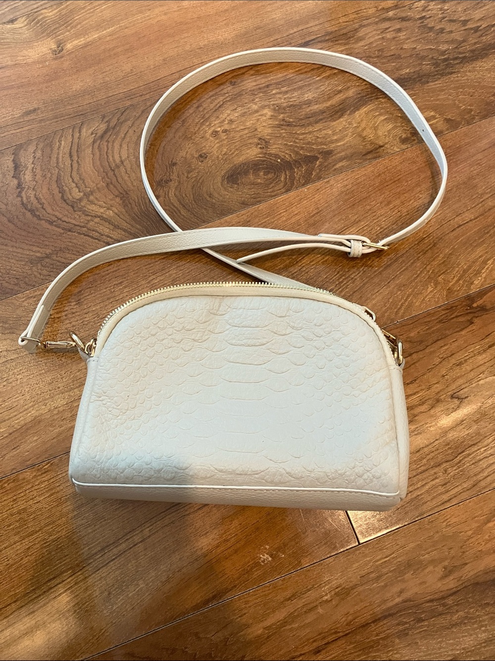 Elegant Off-White Crossbody Bag with Gold Accents Vegan Leather